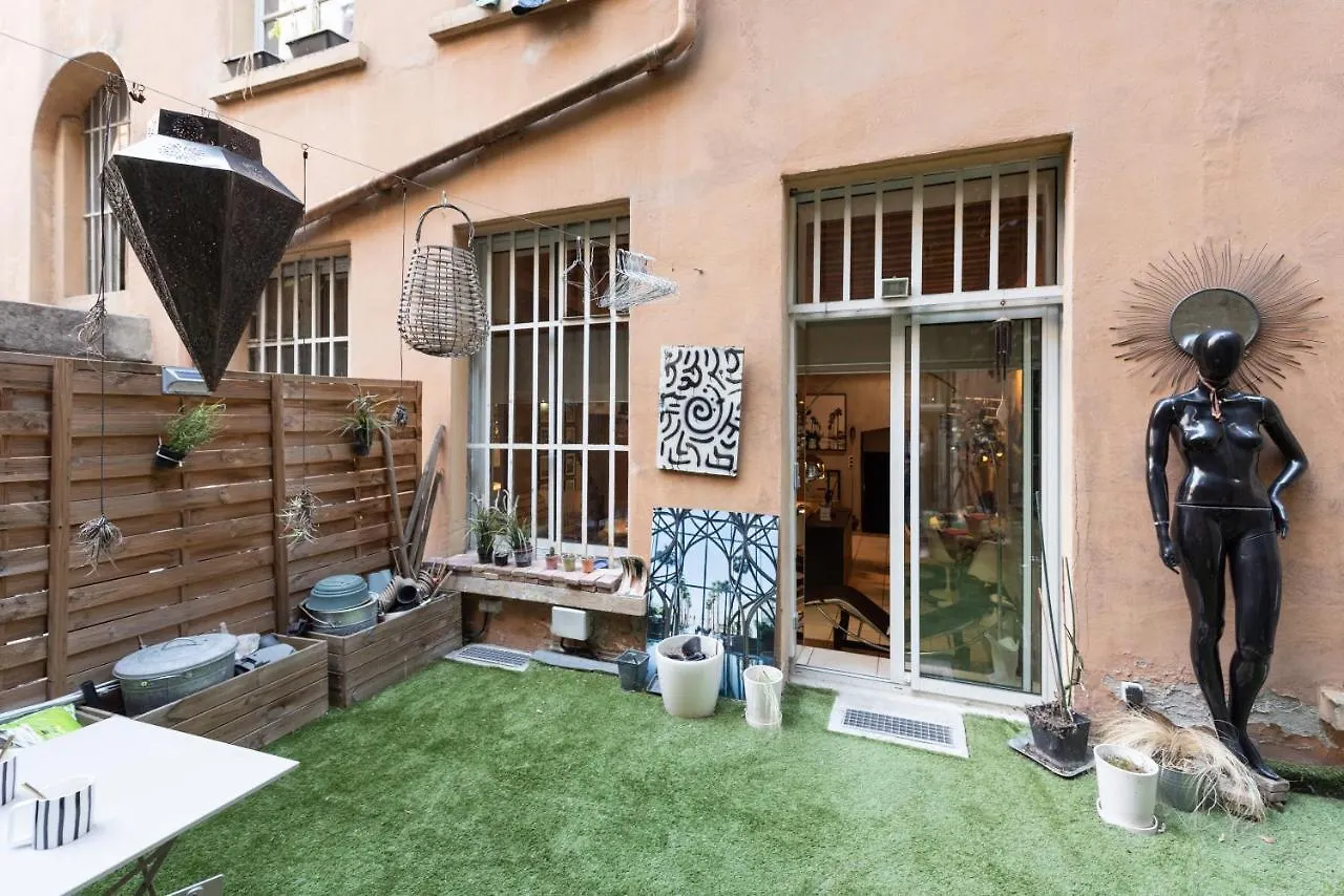 Le Soyeux - T3 Calme Avec Terrasse A La Croix Rousse Appartement Lyon